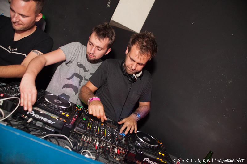MONTY & TEZ B-DAY CELEBRATION 3 - Pátek 25. 10. 2013