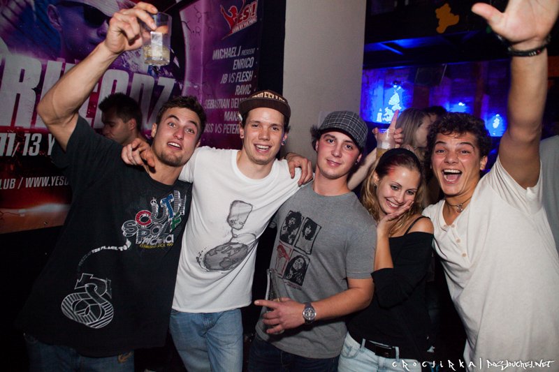 MONTY & TEZ B-DAY CELEBRATION 3 - Pátek 25. 10. 2013
