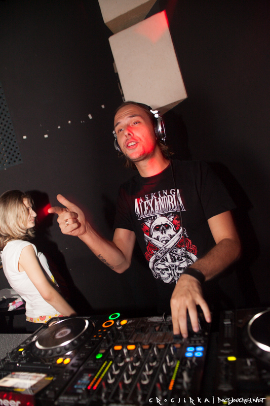 MONTY & TEZ B-DAY CELEBRATION 3 - Pátek 25. 10. 2013