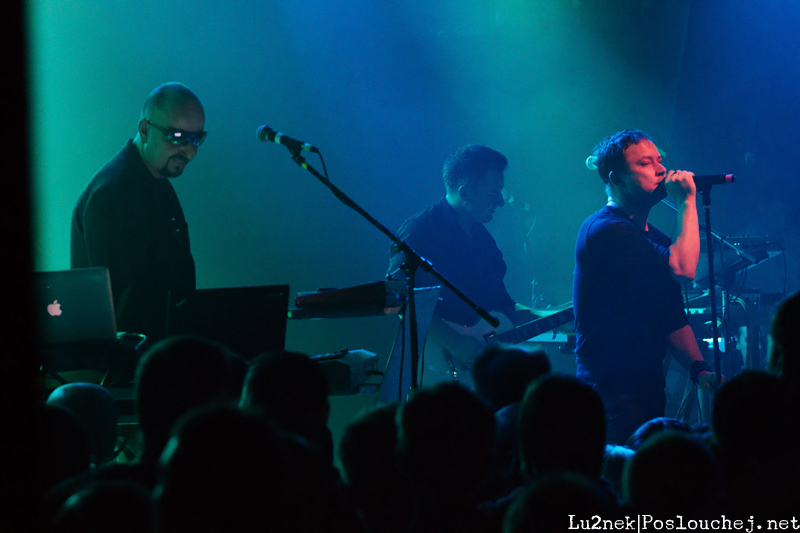 CAMOUFLAGE - Neděle 15. 12. 2013