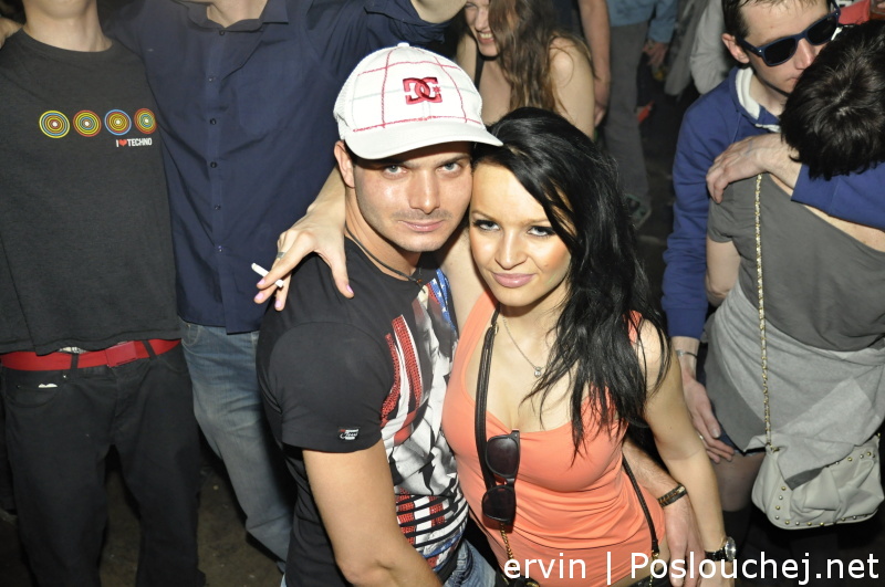 ELEKTRA - Pátek 19. 4. 2013