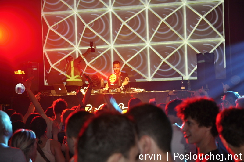 ELEKTRA - Pátek 19. 4. 2013