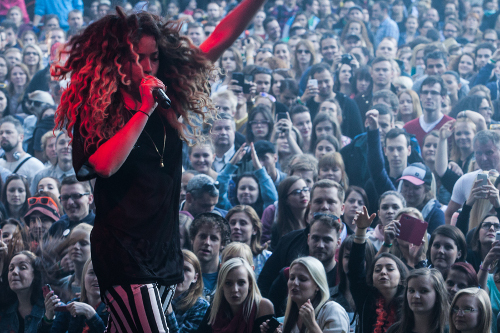 Ella Eyre