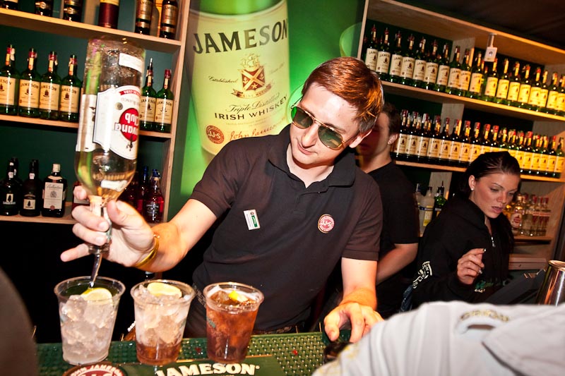 JAmeson barman