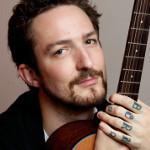 Frank Turner vystoupí již tento čtvrtek