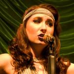 Fotky z Postmodern Jukebox Scotta Bradleeho