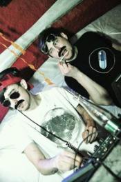 TSCHECHISCHE MUSTACHE HOUSEMAFIA